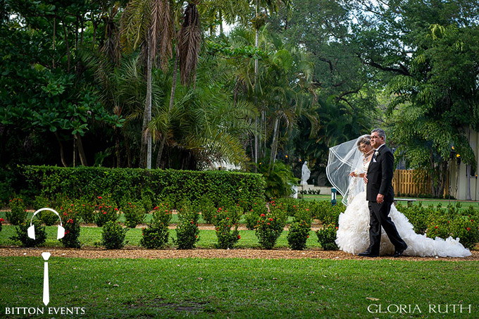 Ancient-Spanish-Monastery-Wedding-Pictures-Florida(3)